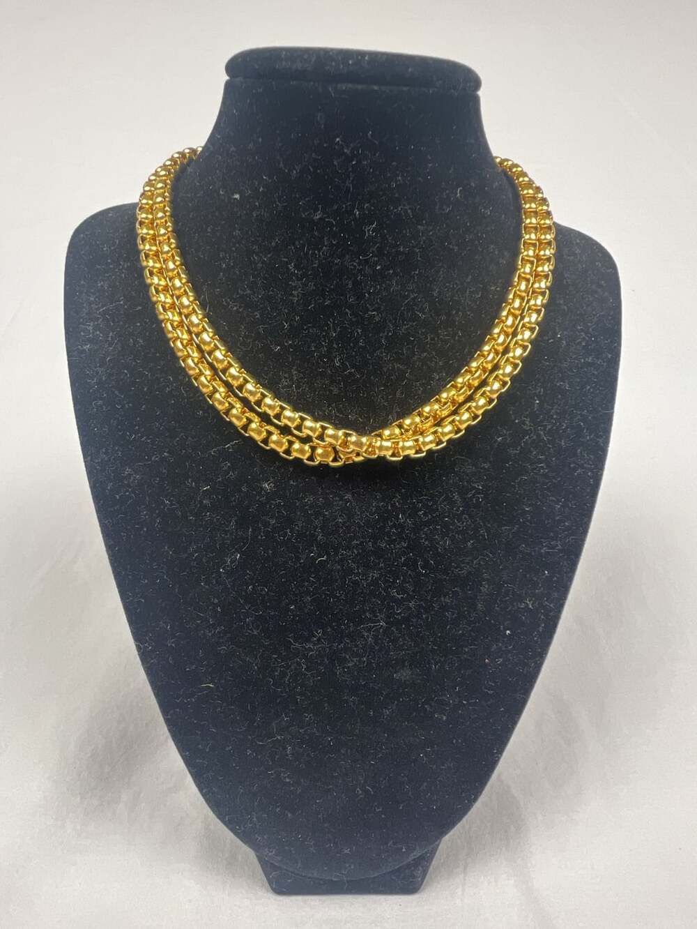 ChainsHouse Gold Tone Link Chain Necklace 28 Inches